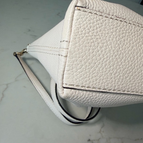 Kate Spade Cream Leather Crossbody Bag - Picture 5 of 8